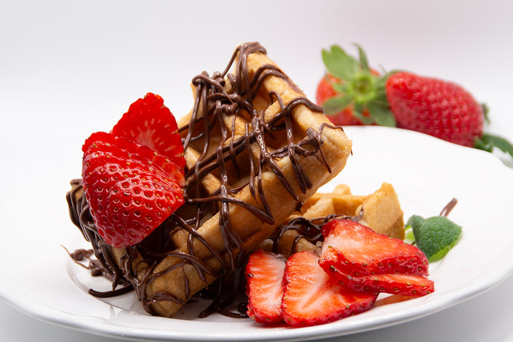 Gofres con fresas y chocolate