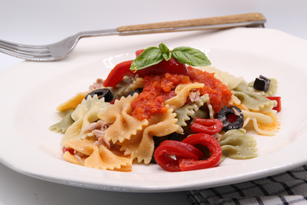 Lacitos con pimientos de piquillo