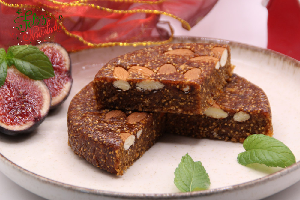 Pan de higos con almendras