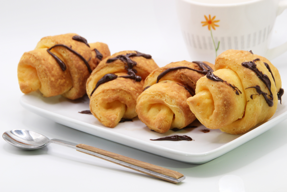 Croissant relleno de chocolate