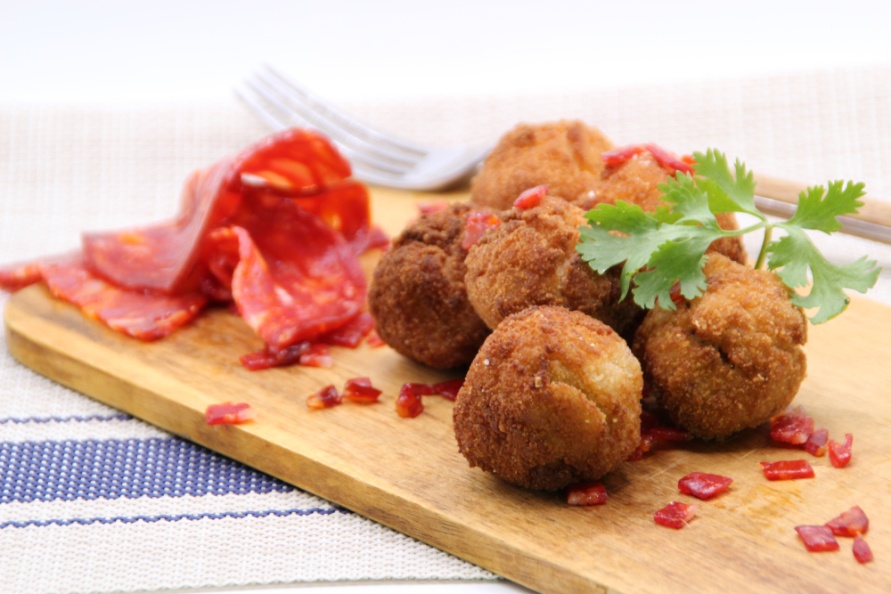 Croquetas de chorizo fresco