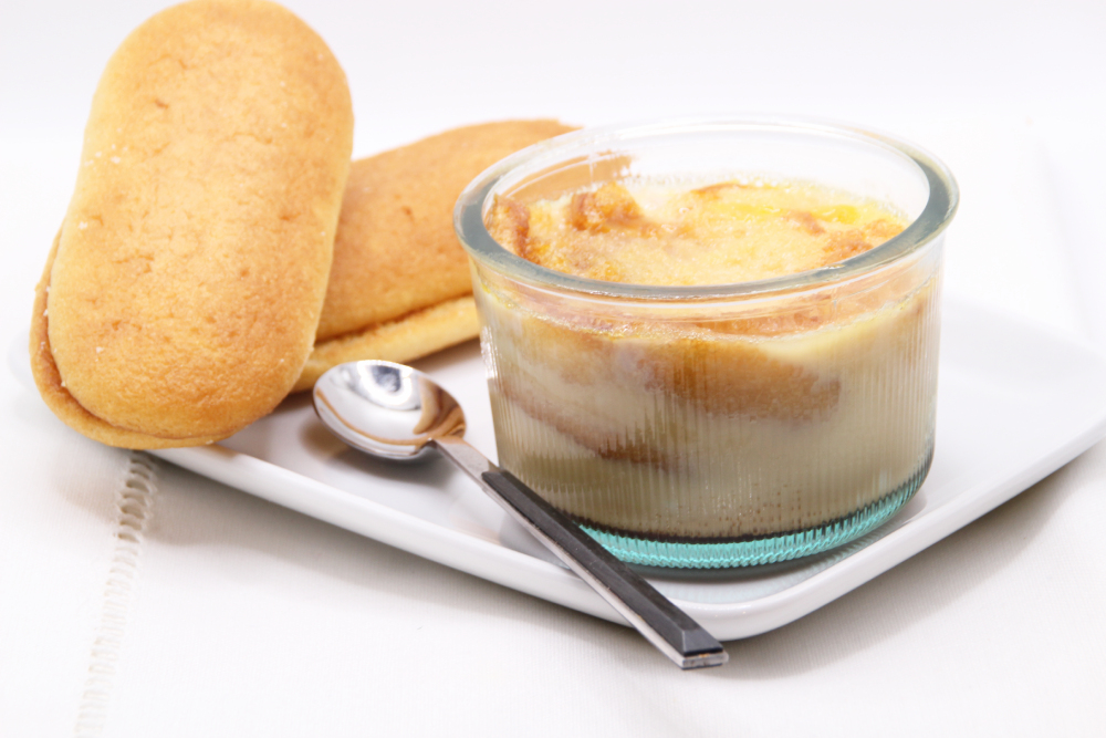 Flan de huevo con bizcocho sin azúcar